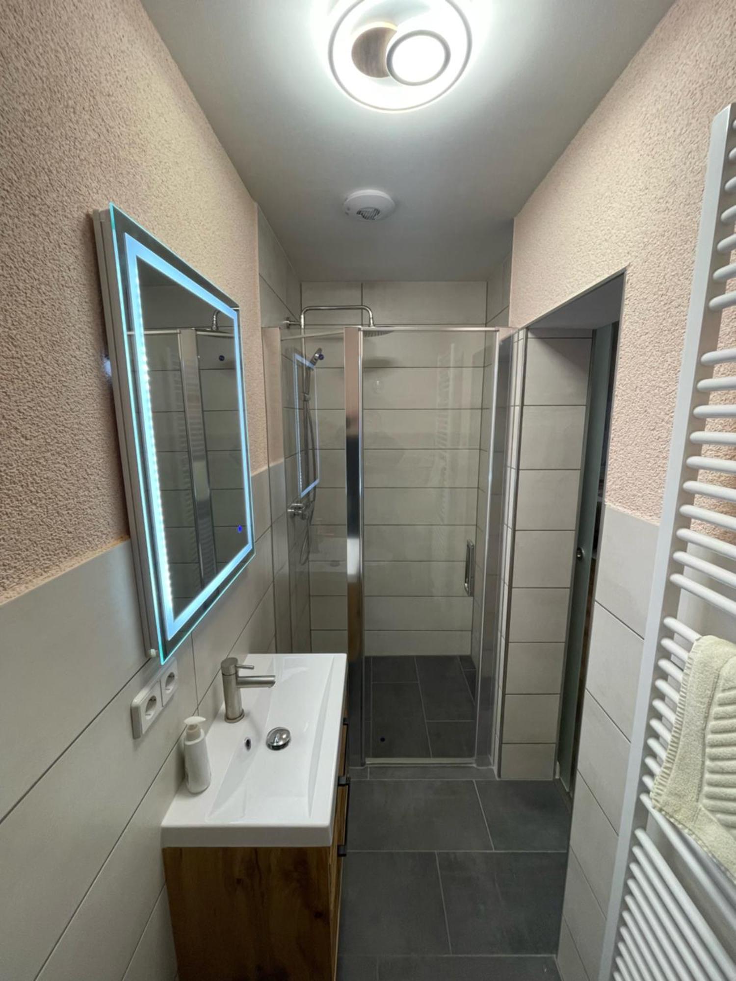 Top-Moderne Ferienwohnung Und Apartments Auf Frueherem Wunderschoenen Bauernhof Im Elbe-Elster-Kreis In Brandenburg Bei Herzberg-Elster, Schoenewalde, Holzdorf Esterno foto