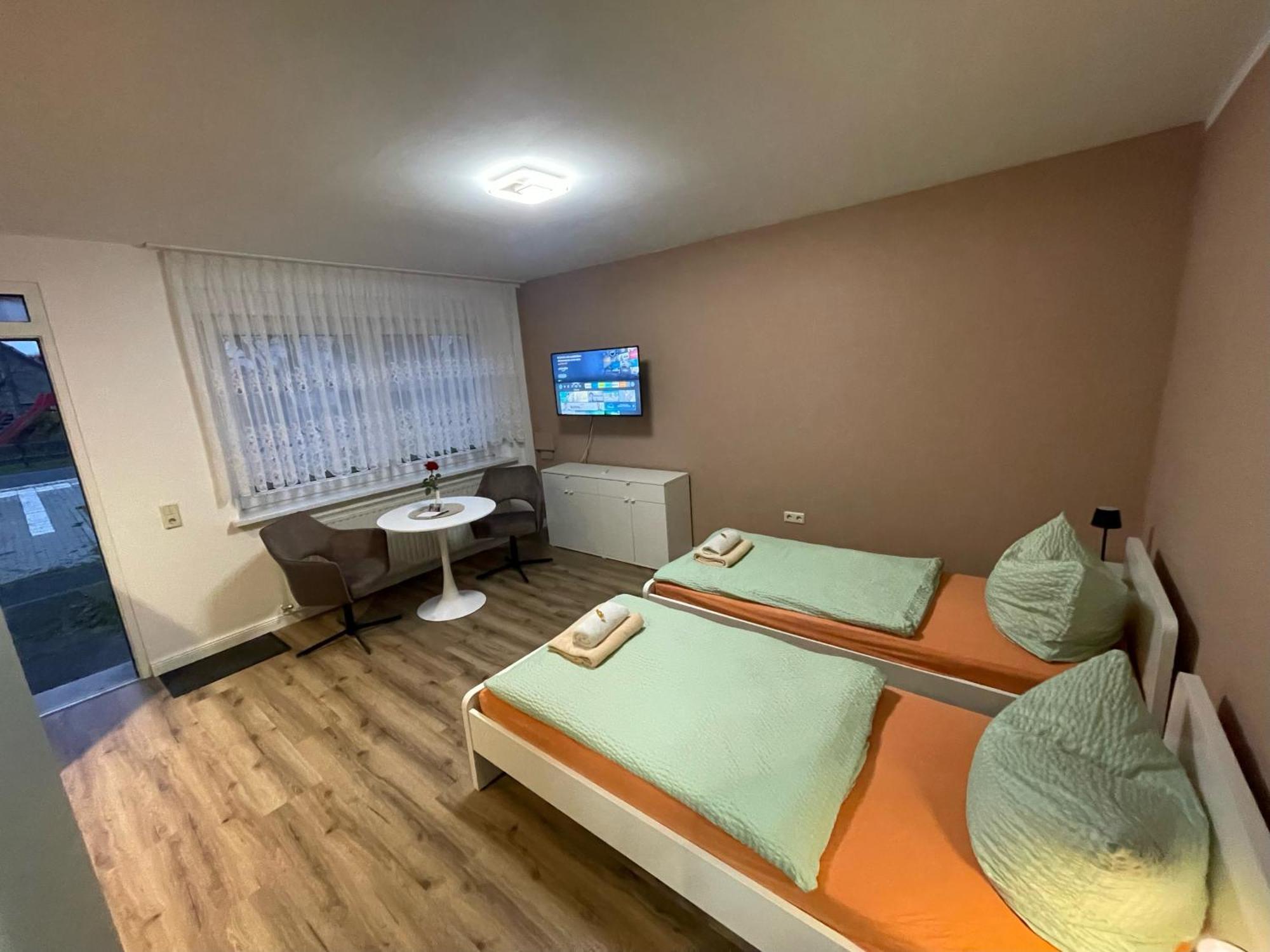 Top-Moderne Ferienwohnung Und Apartments Auf Frueherem Wunderschoenen Bauernhof Im Elbe-Elster-Kreis In Brandenburg Bei Herzberg-Elster, Schoenewalde, Holzdorf Esterno foto