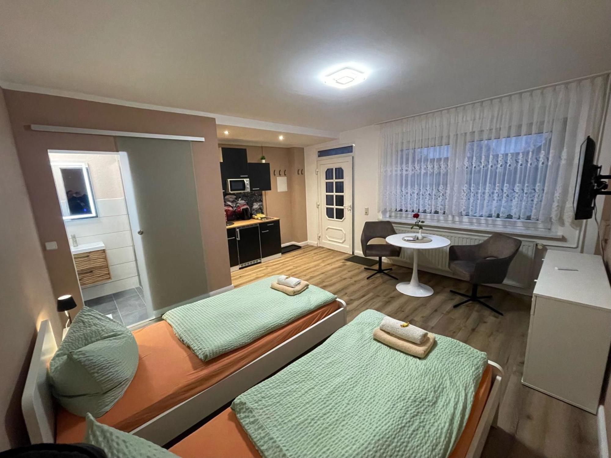 Top-Moderne Ferienwohnung Und Apartments Auf Frueherem Wunderschoenen Bauernhof Im Elbe-Elster-Kreis In Brandenburg Bei Herzberg-Elster, Schoenewalde, Holzdorf Esterno foto